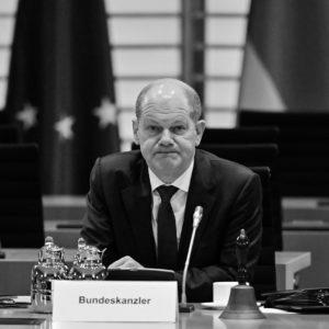 #MEINUNG #Scholz #Ist #Schon #Ganz #Dem #Kick #Mit #Hilfe #von #Bundesrepublik #Deutschland #Ist #Tempus #Statt #Vereinen #Kurswechsel