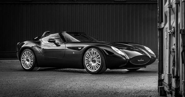 präsentierte “Monster” ohne Dach mit einem Maserati-Motor präsentierte “Monster” ohne Dach mit einem Maserati-Motor